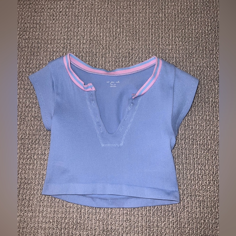 Urban Outfitters Go For Gold top size xs/s!